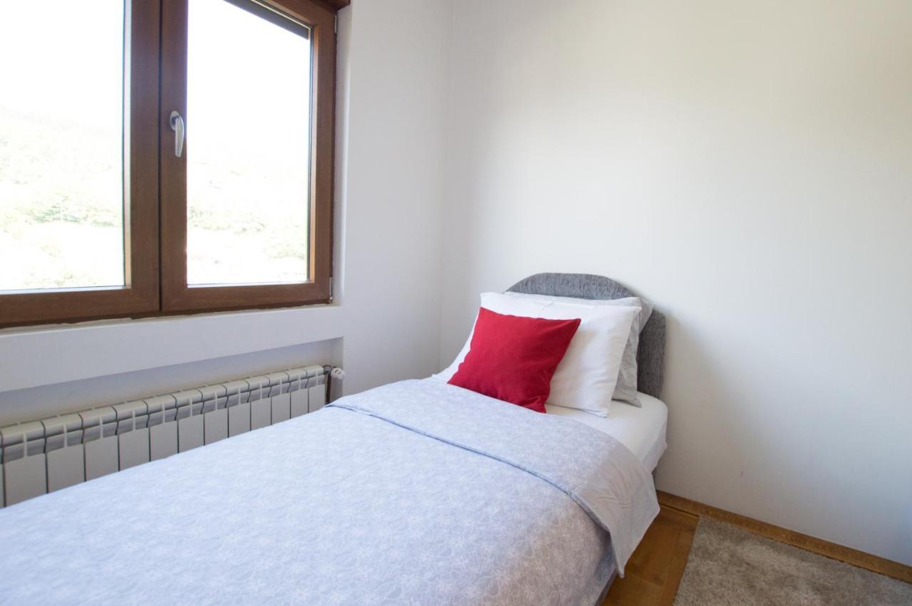 Apartment Holiday Kolašin Exterior foto